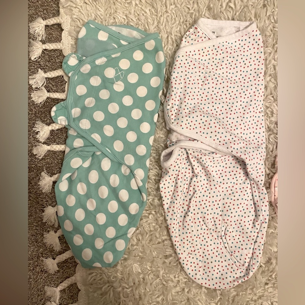 Bundle of 2 SwaddleMe swaddles (size Large)
